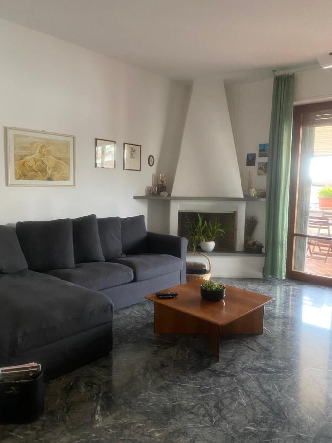 Апартаменты La Casa Di Dani Флоренция Экстерьер фото